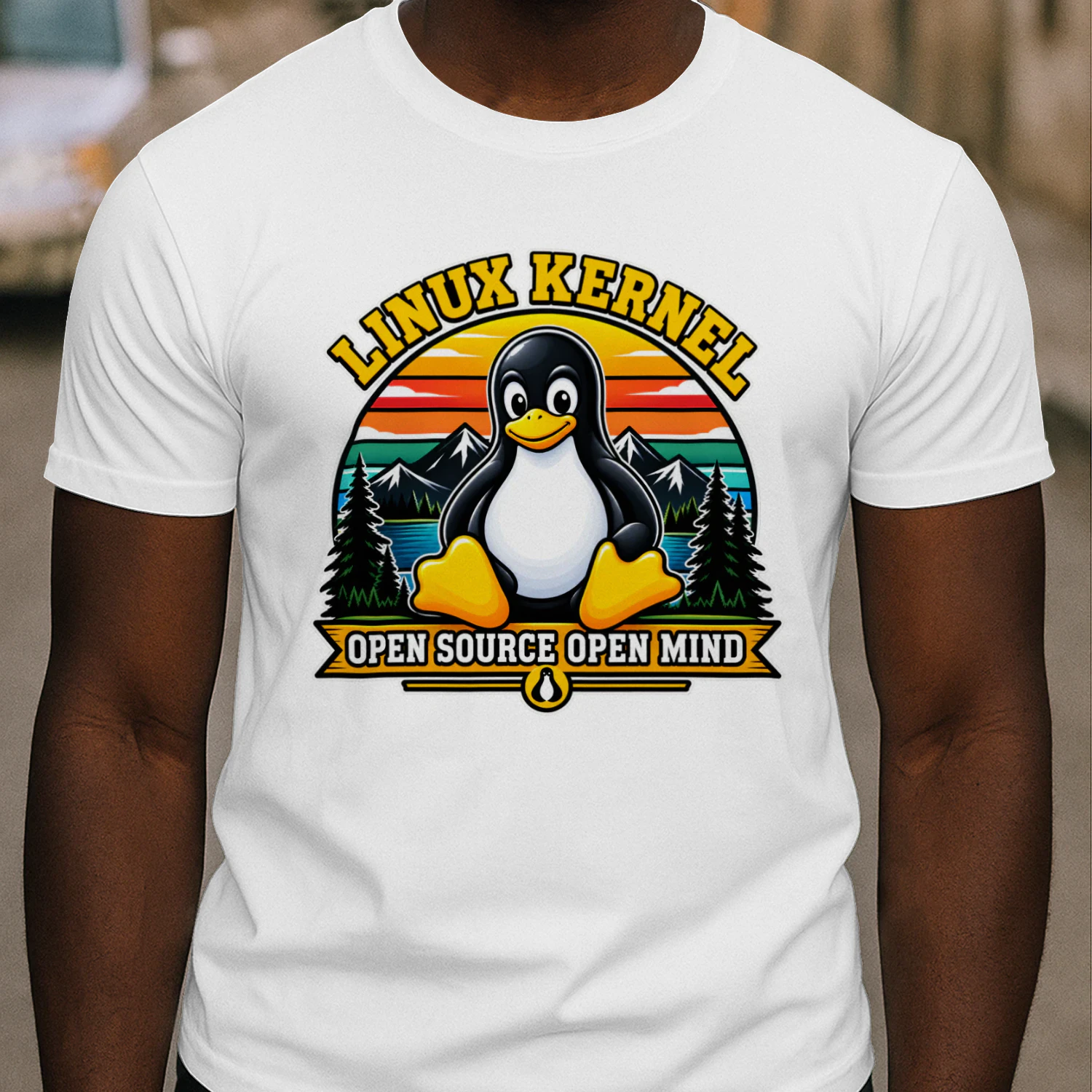 Linux Kernel Open Source Open Mind - Tux Retro Sunset T-Shirt