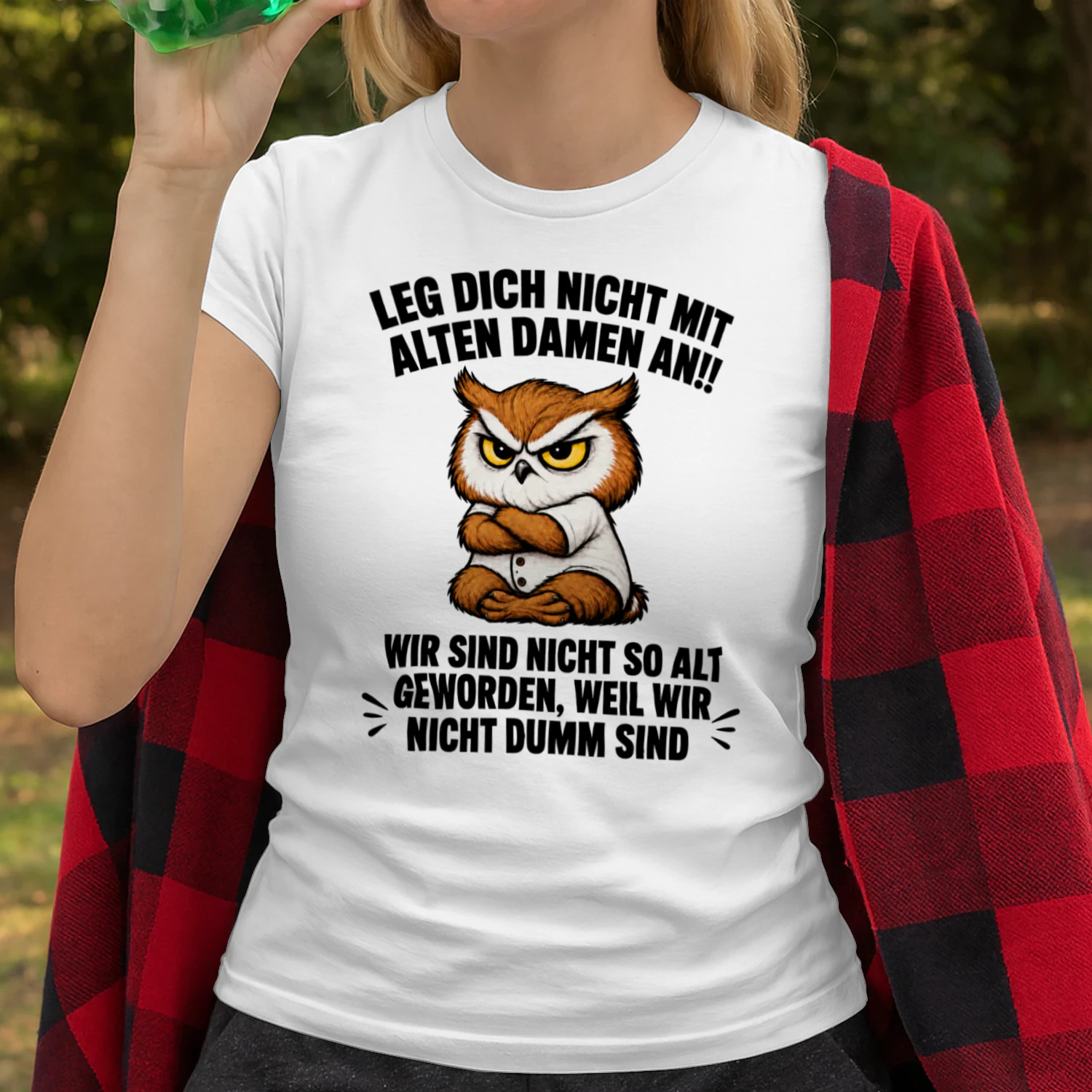 LEG DICH NICHT MIT ALTEN DAMEN AN!!