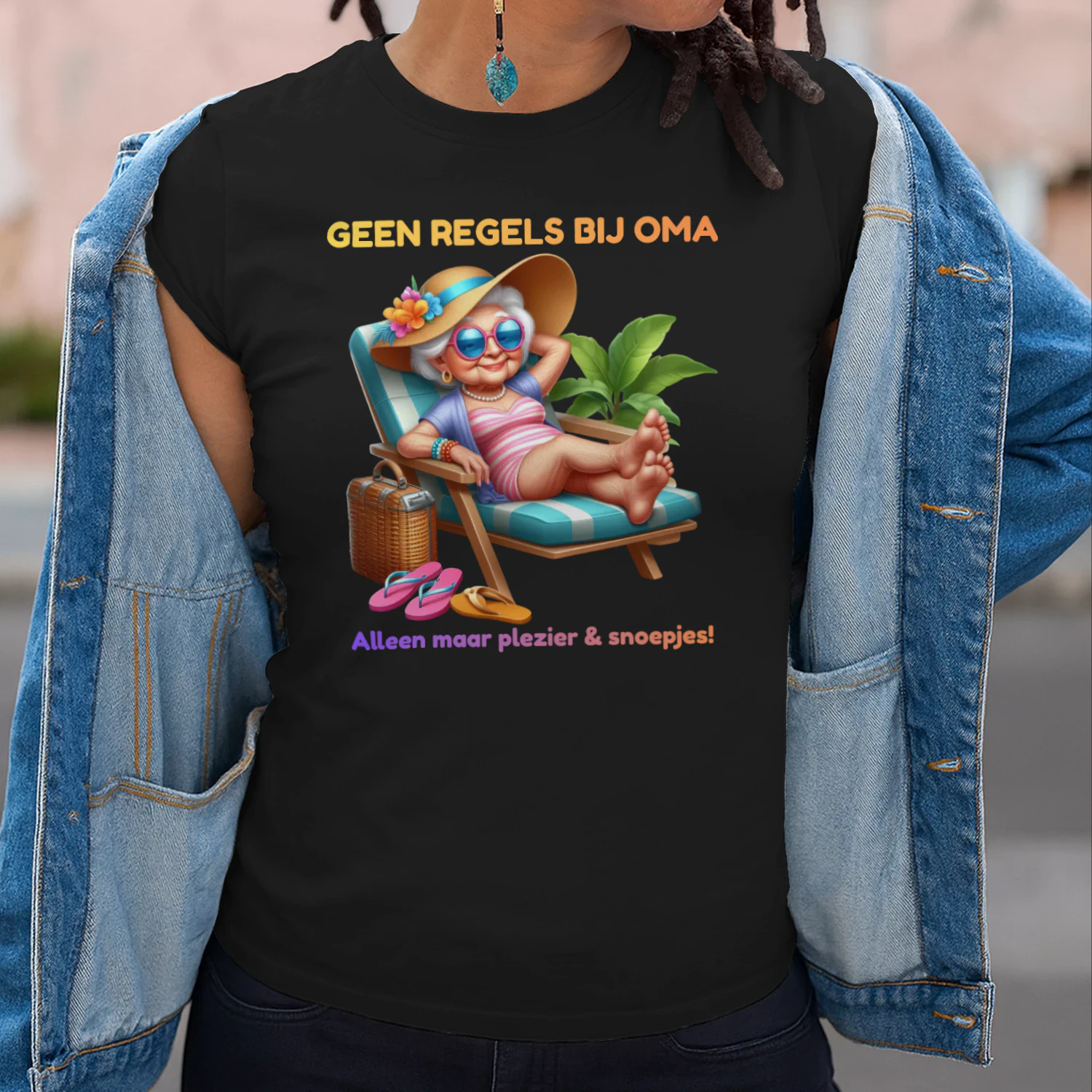 Zomer bij Oma Premium T-Shirt | Grappig Cadeau voor Oma | 100% Katoen