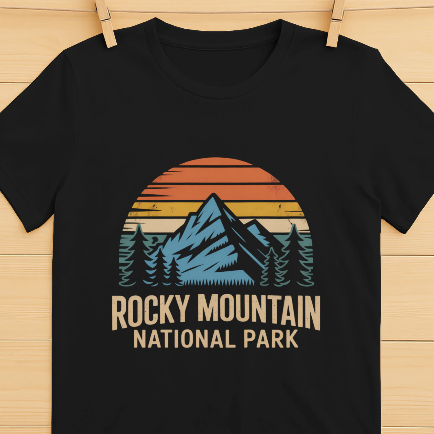 Rocky Mountain National Park Wildlife Graphic Tee
