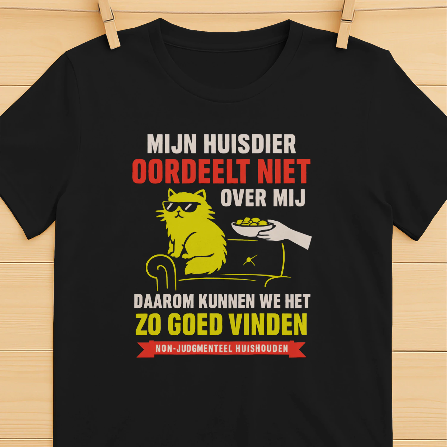 MIJN HUISDIER OORDEELT ME NIET-BEPERKTE OPLAGE