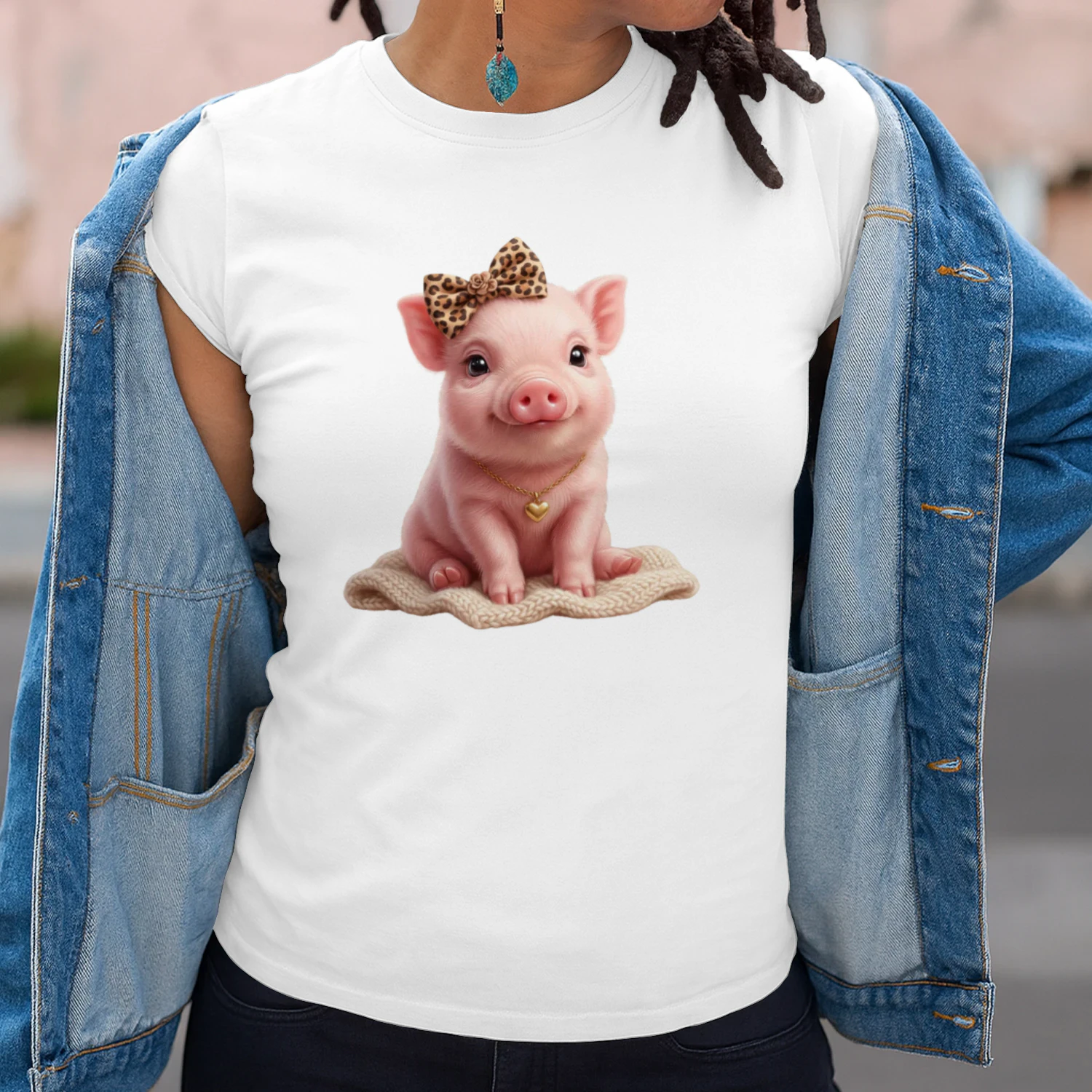 Leopard Bow Pig