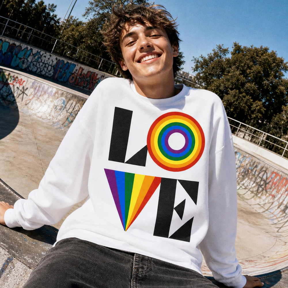 Bauhaus "LOVE" Crewneck – Schwerer