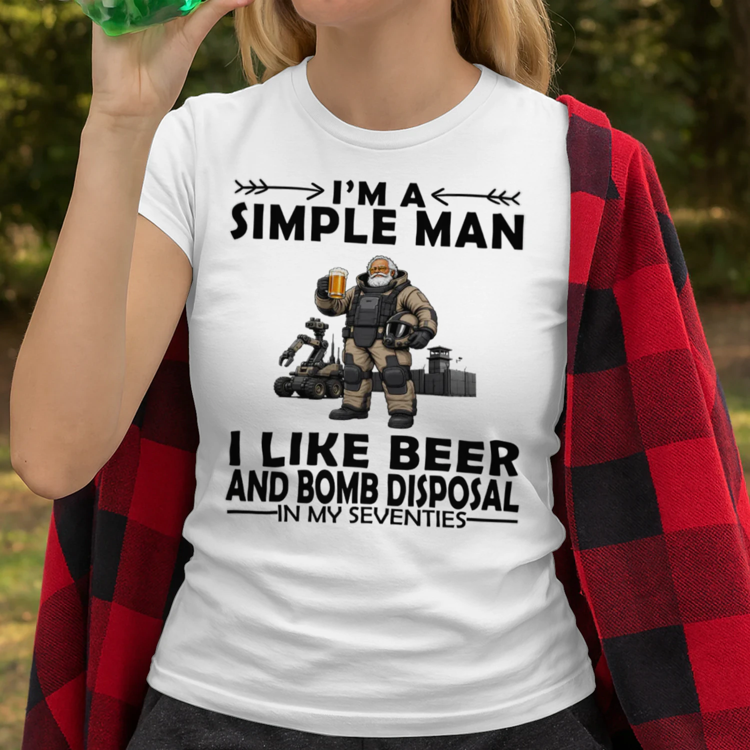 Simple Man I Like Beer And Bomb Disposal In My Seventies BOM0008