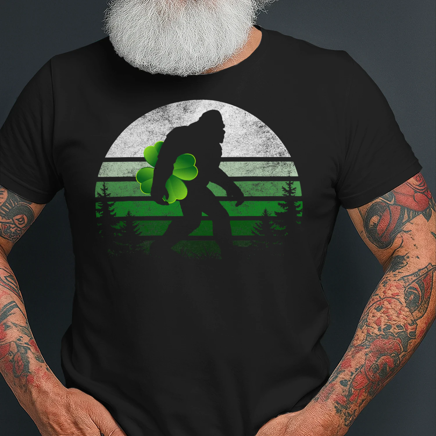 St Patricks Day Bigfoot Irish Shamrock Sasquatch Clover Leaf Bigfoot T Shirt STB0495