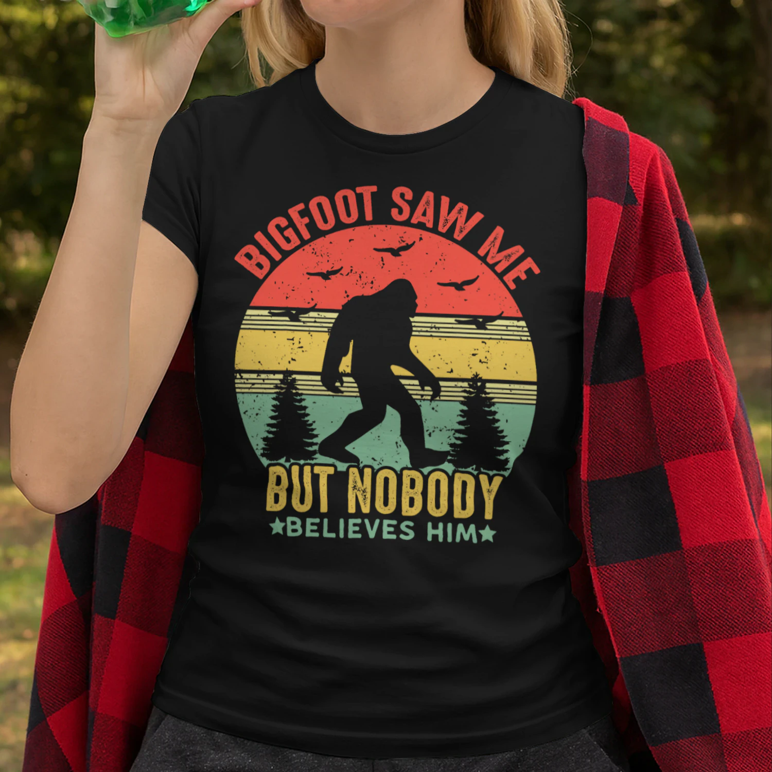 Bigfoot Saw Me But Nobody Believes Him Retro Vintage Bigfoot T Shirt STB0205