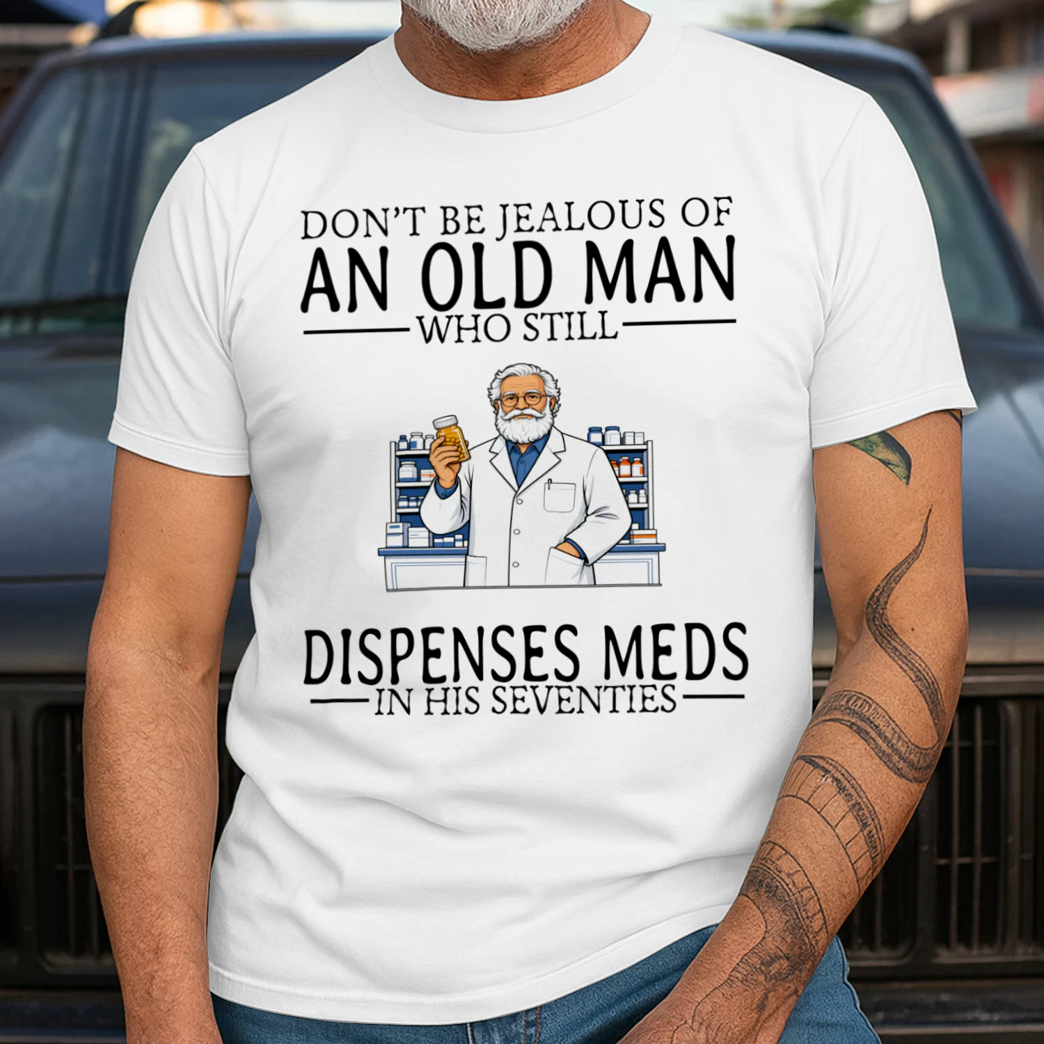 pharmacist-jealous-70s-en103
