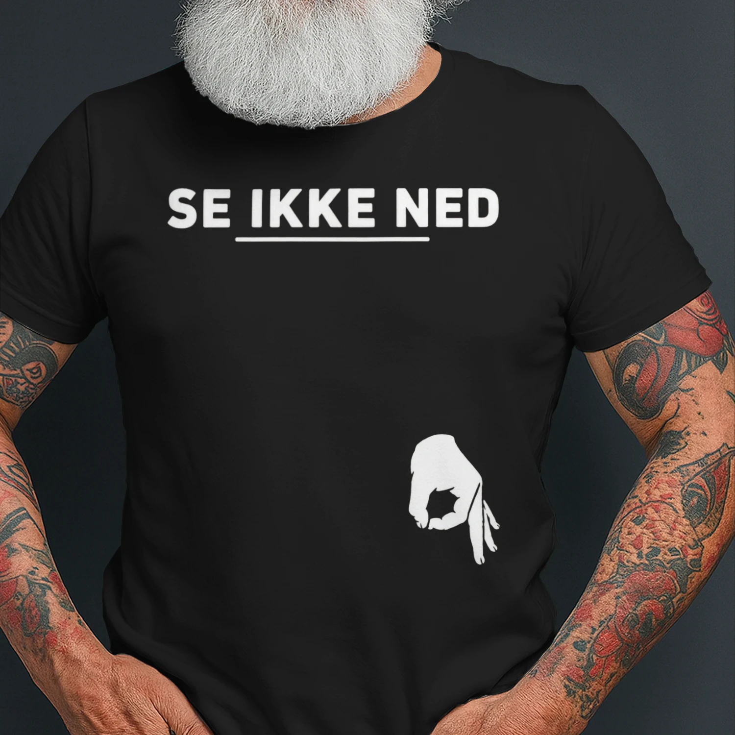 SE IKKE NED