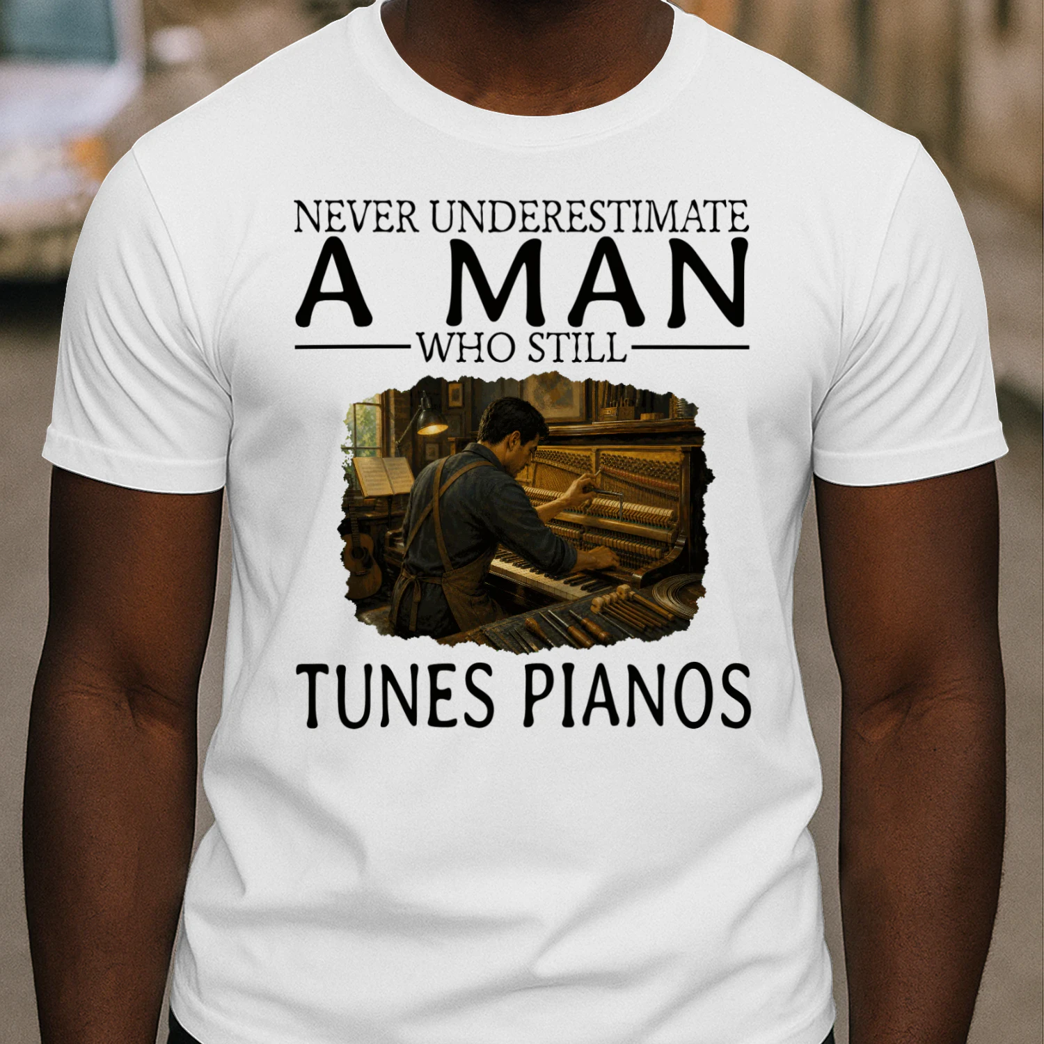 piano-tuner-never-manv3-en218