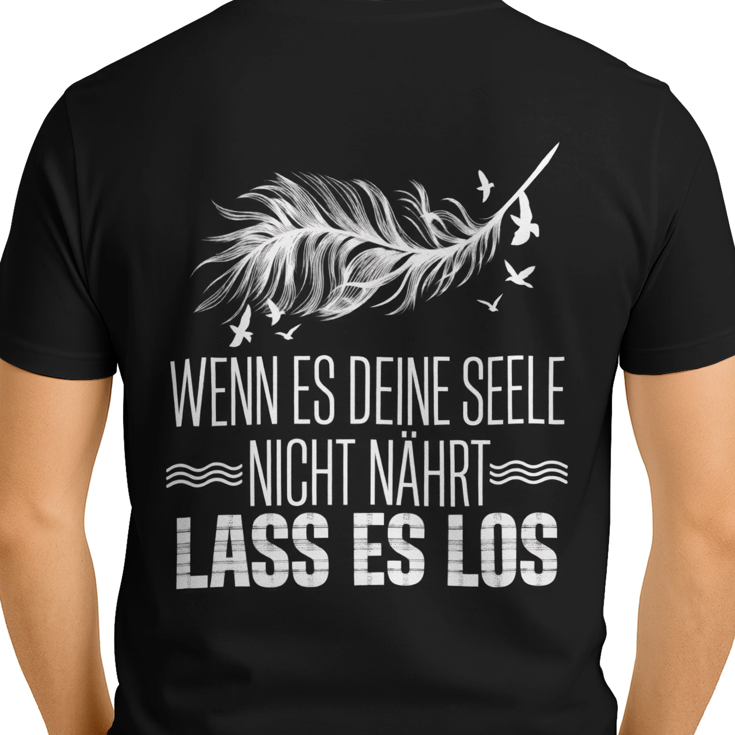 Lass es los – Inspirierendes T-Shirt mit Feder und Vögeln