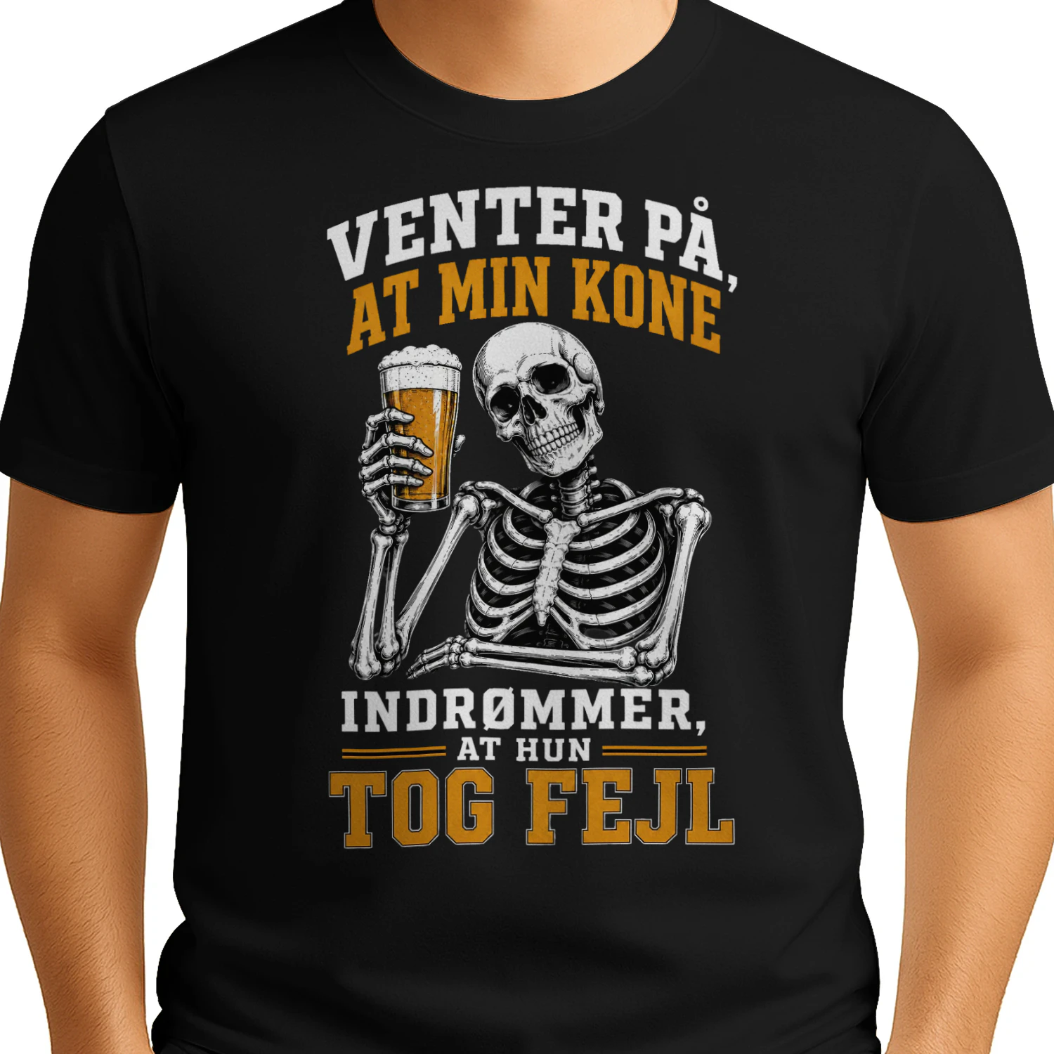 Venter på min kone – T-shirt med skelet og humor