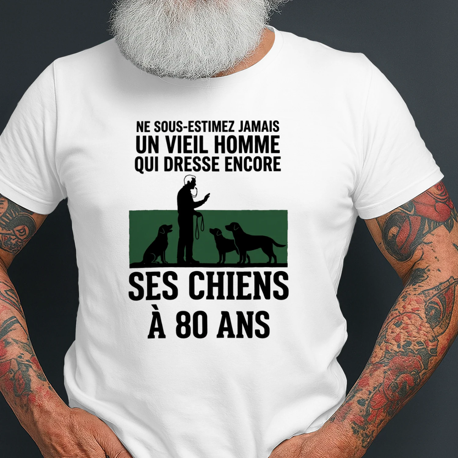 D-FR-DOGTRAINNER-NE-SOUS-ESTIMEZJAMAIS-UN-VIEIL-HOMME-170726-7