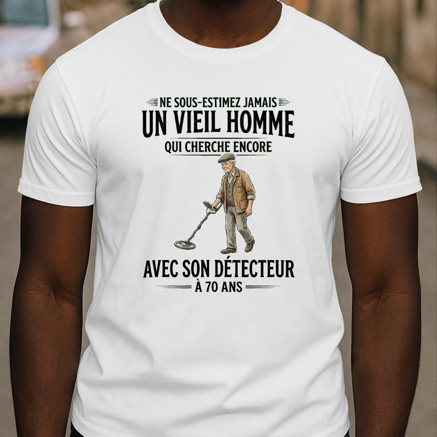 D-FR-MetalDetector-Sous-Estimez-Jamais-VieilHomme-261606-001