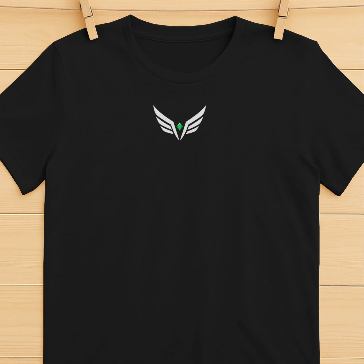 Design sans titre (1)Camiseta Negra Premium "Vertex Wings" - Estilo Minimalista Urbano