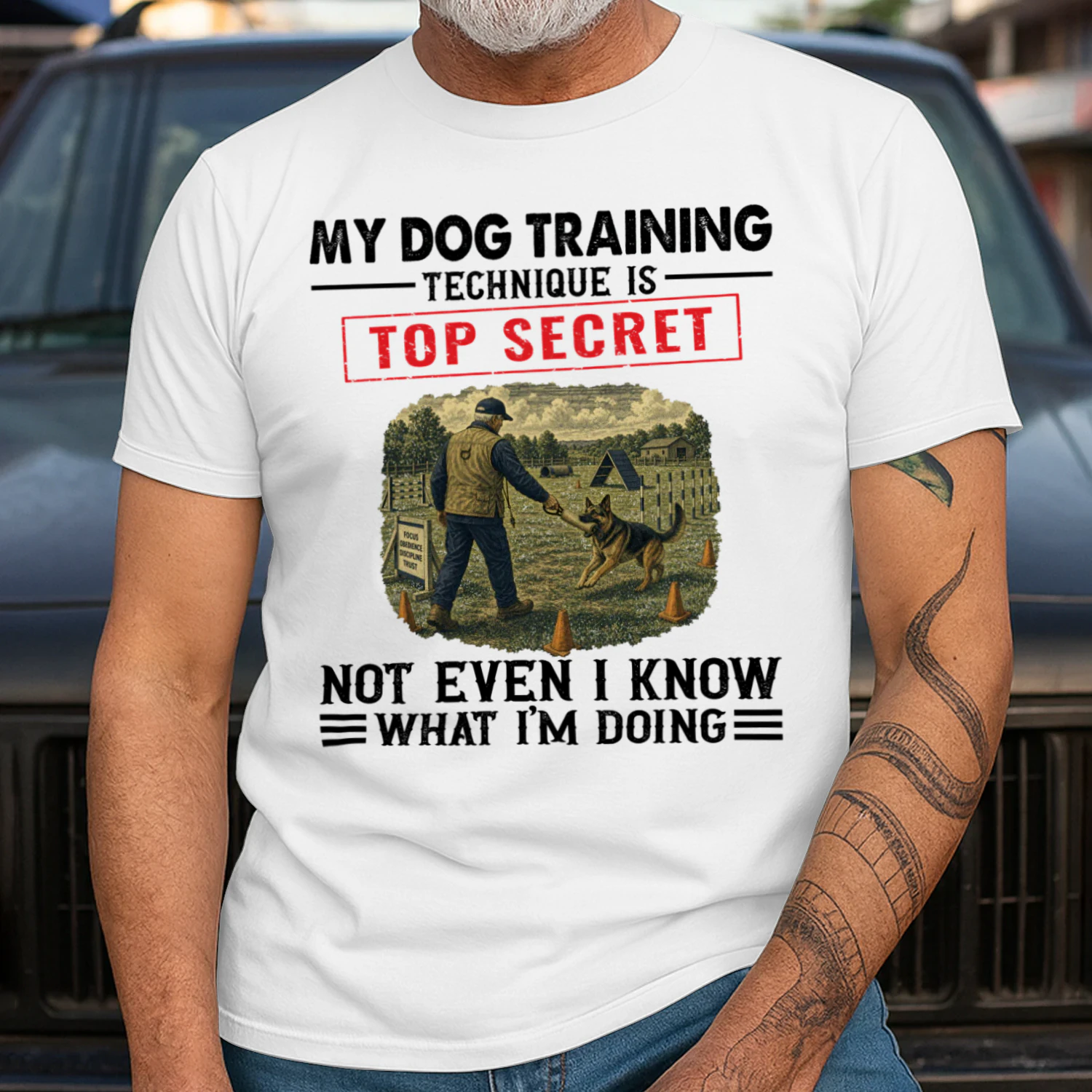 Working-Dog-Training-technique-white-en