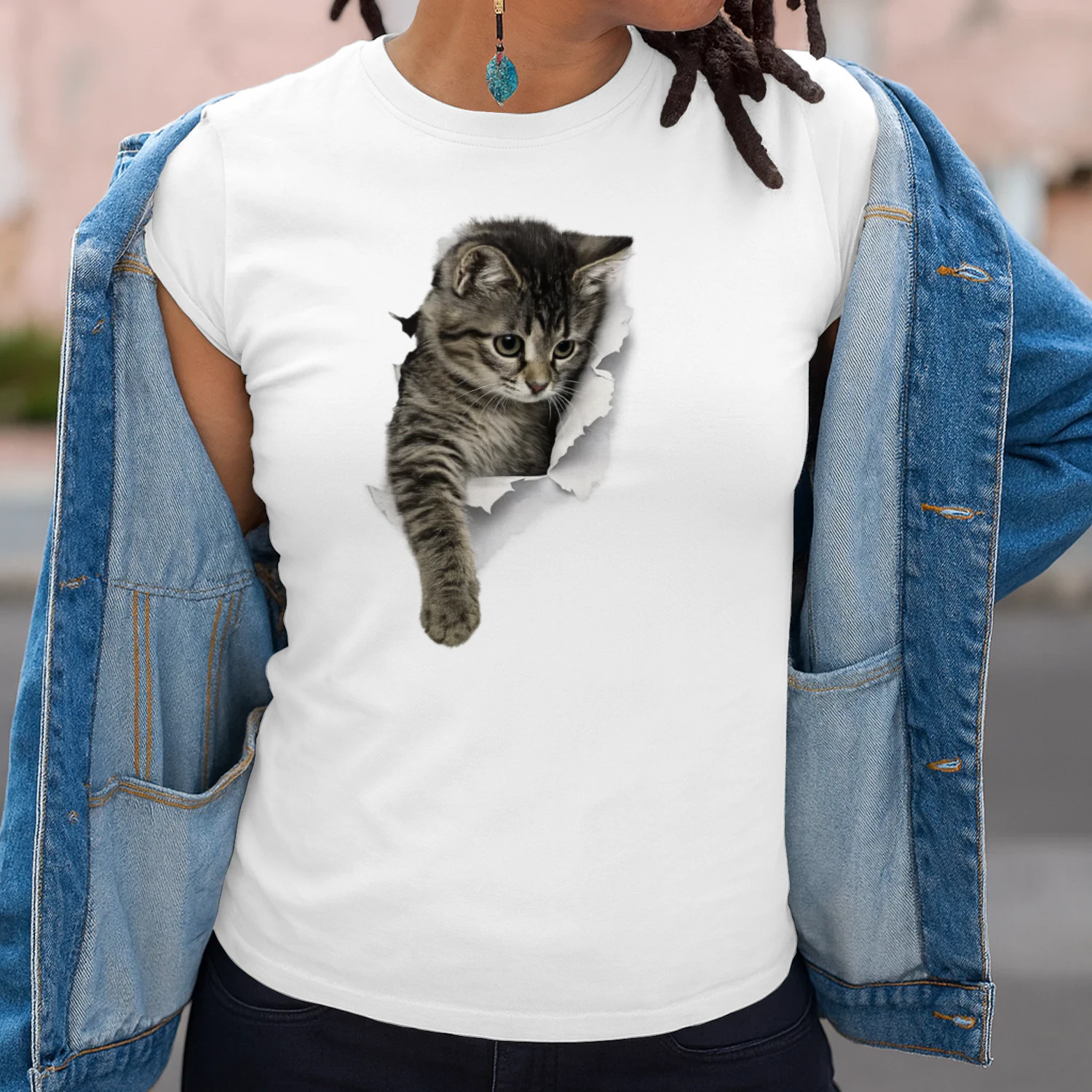 Pocket Peek Kitty