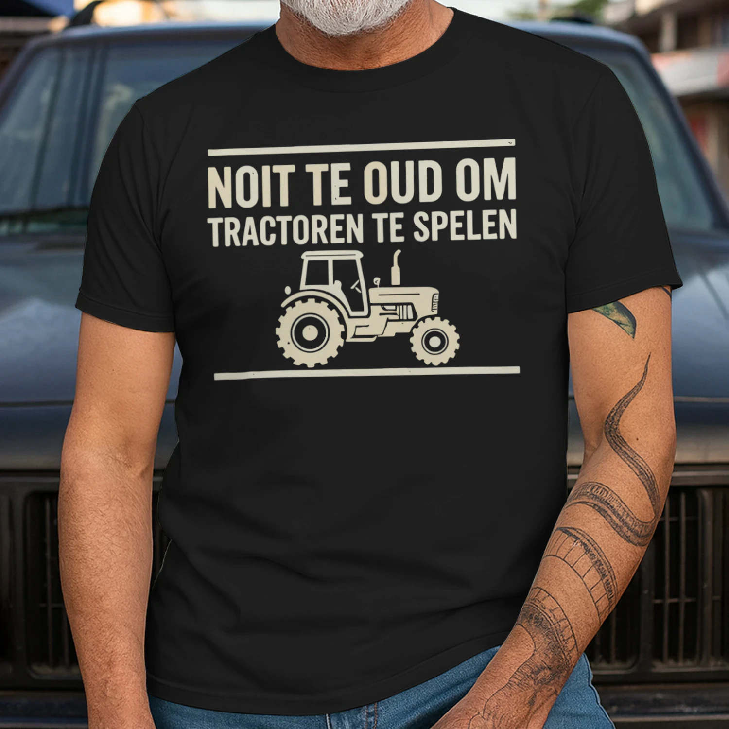 Nooit Te Oud Om Met Tractoren Te Spelen – Grappig Tractor T-Shirt voor Boeren