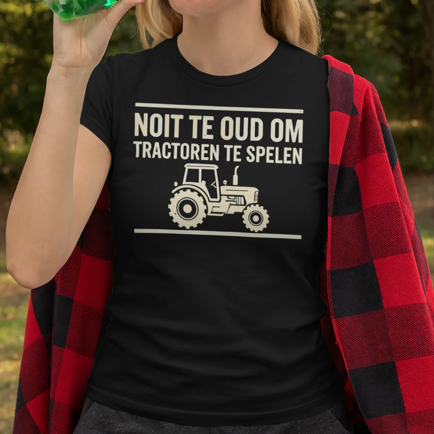 Nooit Te Oud Om Met Tractoren Te Spelen – Grappig Tractor T-Shirt voor Boeren