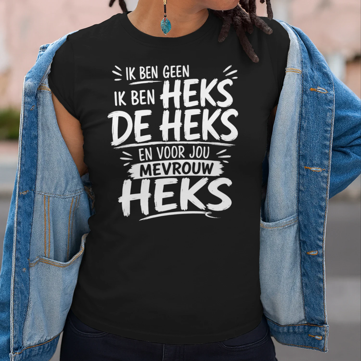 Ik Ben Geen Heks – Mevrouw Heks | Grappig Dames T-Shirt