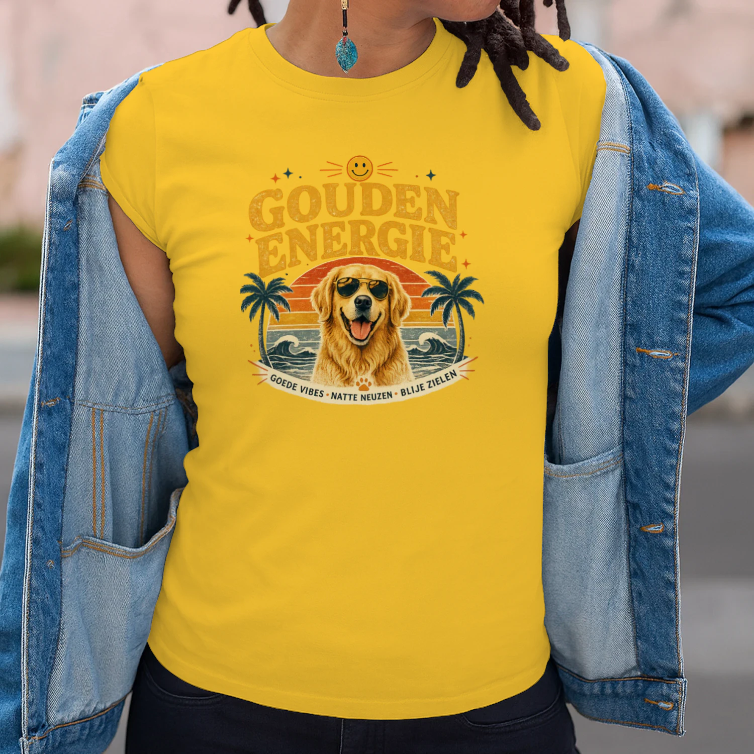 Golden Retriever _ Goede Energir Vintage T-Shirt