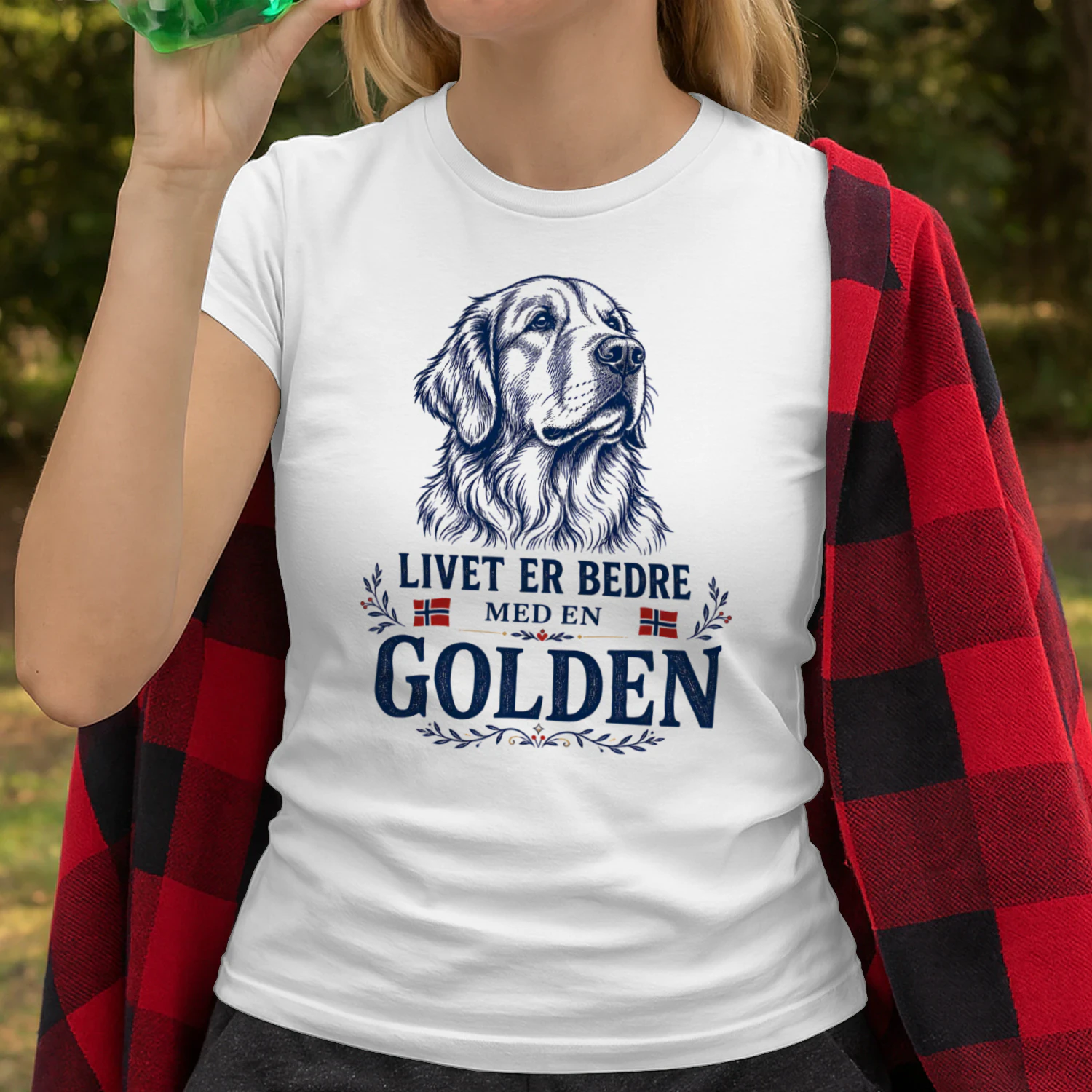 Livet er bedre med en Golden - Clean Line Art - Classic Unisex T-shirt