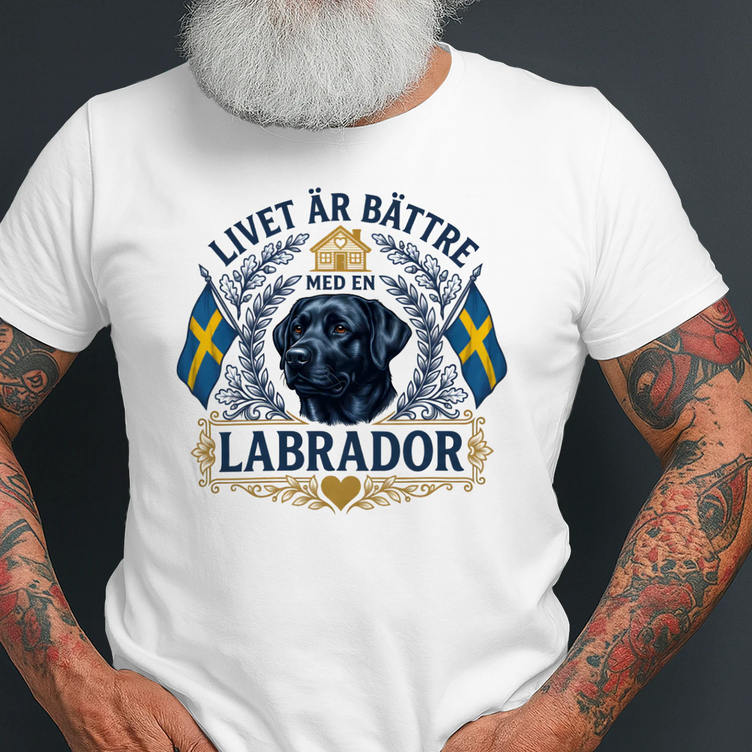 Livet är bättre med en Labrador black sweden - T-shirt