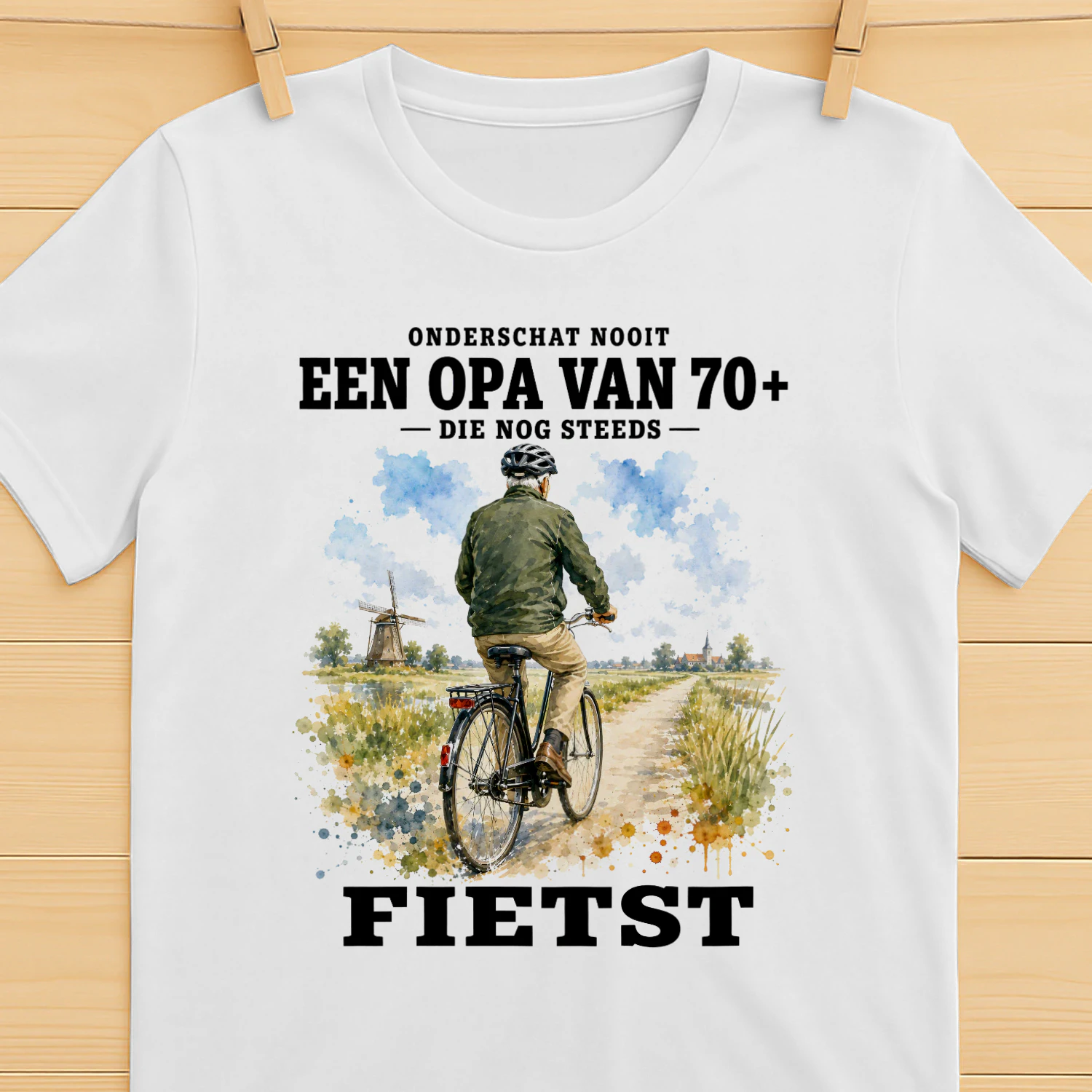 ONDERSCHAT NOOIT EEN OPA VAN 70+ DIE NOG STEEDS FIETST