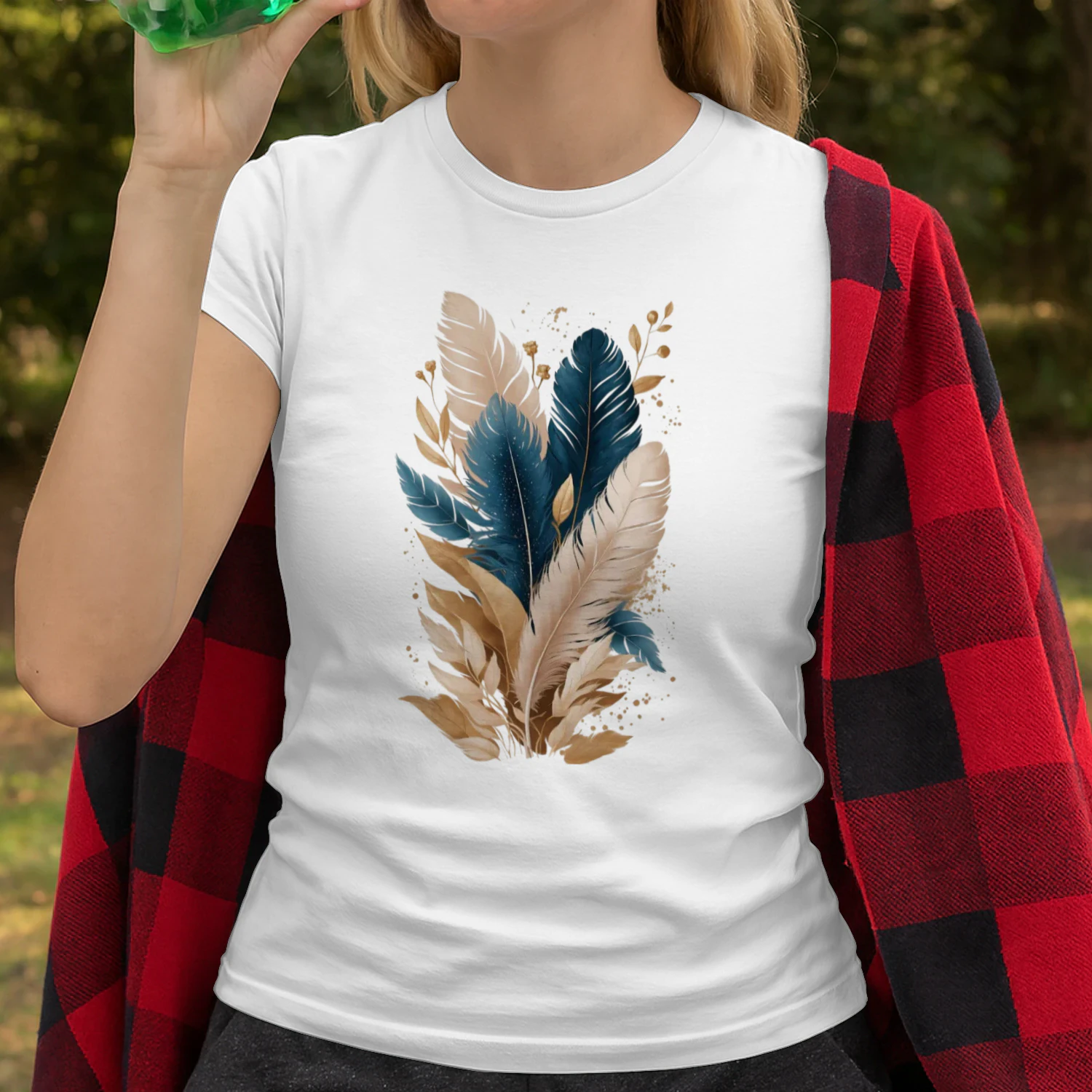 Boho Feather Harmony – Navy & Golden Feathers T-Shirt
