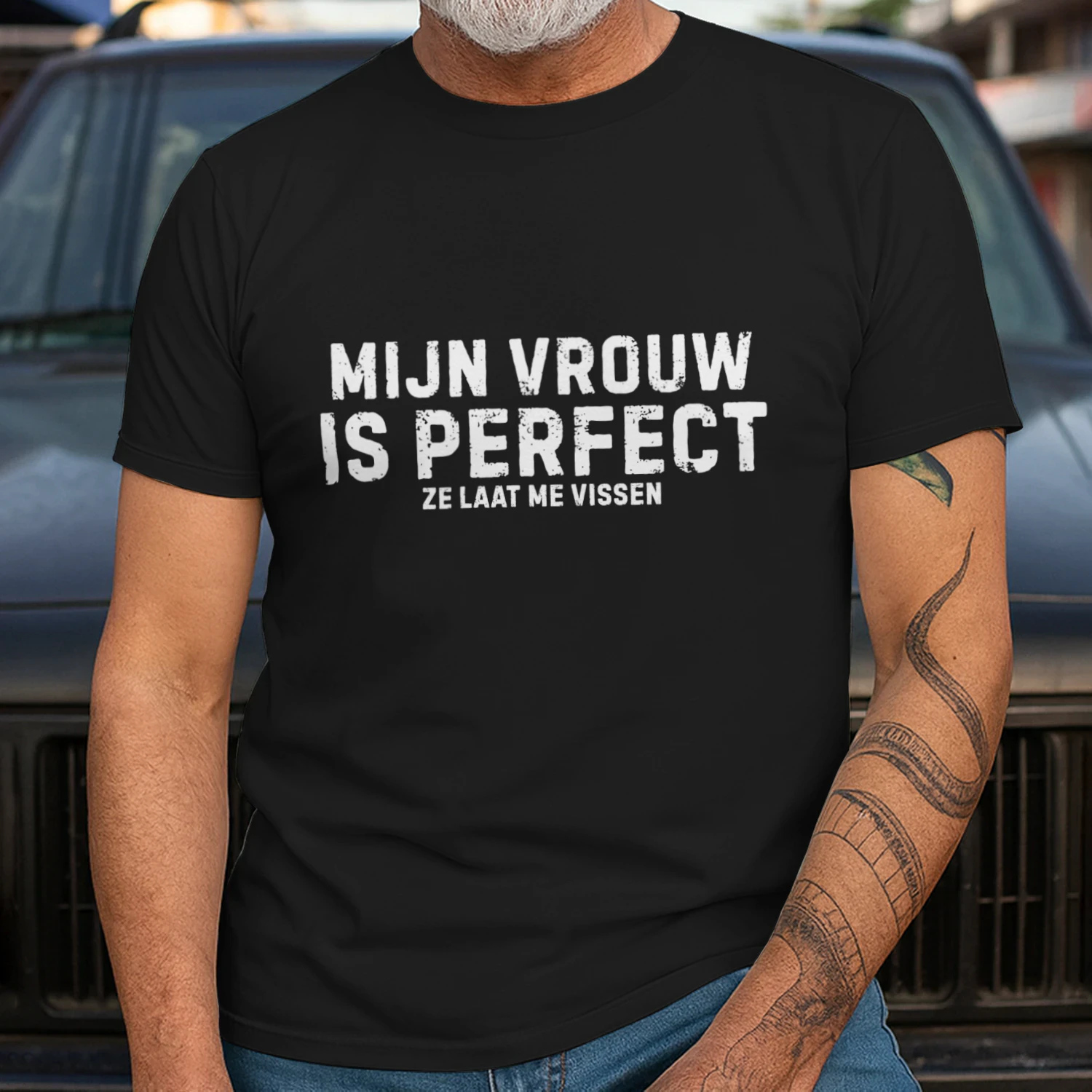 Mijn vrouw is perfect ze laat me vissen...