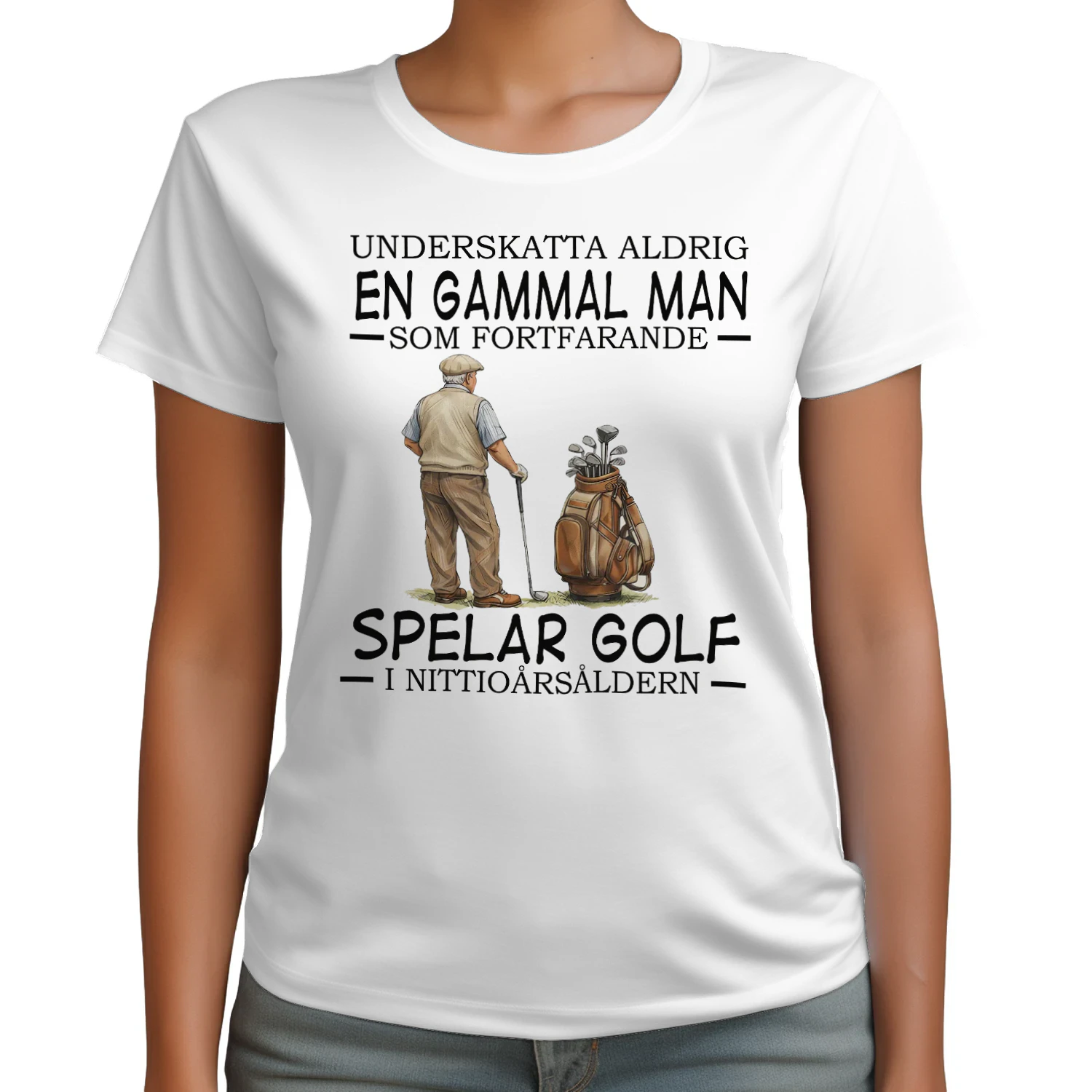 SPELAR GOLF