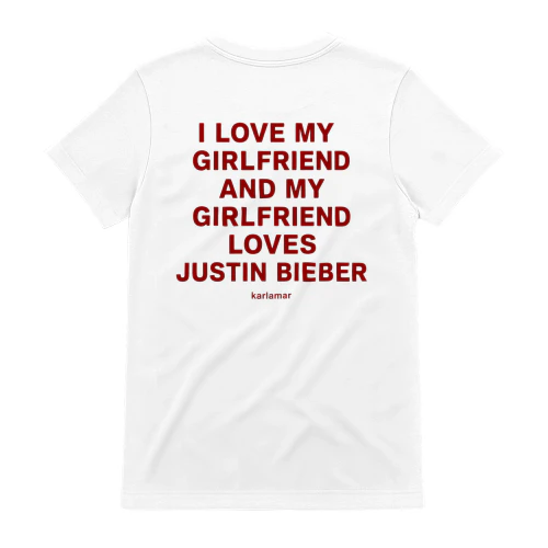 i louve my girlfriend and my girlfriend loves justin  bieber