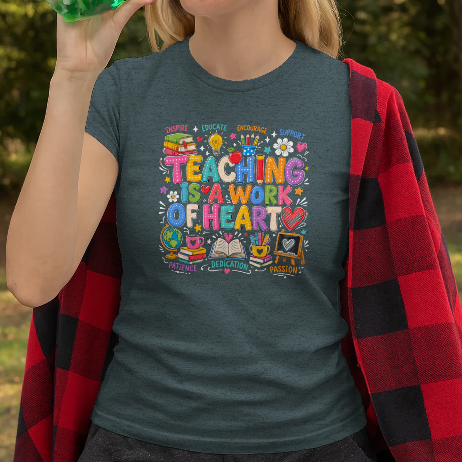 Design sans titTeaching Is a Work of Heart T-Shirtre (17)