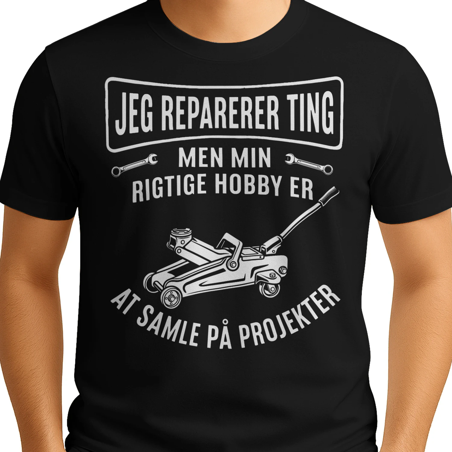 JEG REPARERER TING MEN MIN RIGTIGE HOBBY ER AT SAMLE PÅ PROJEKTER
