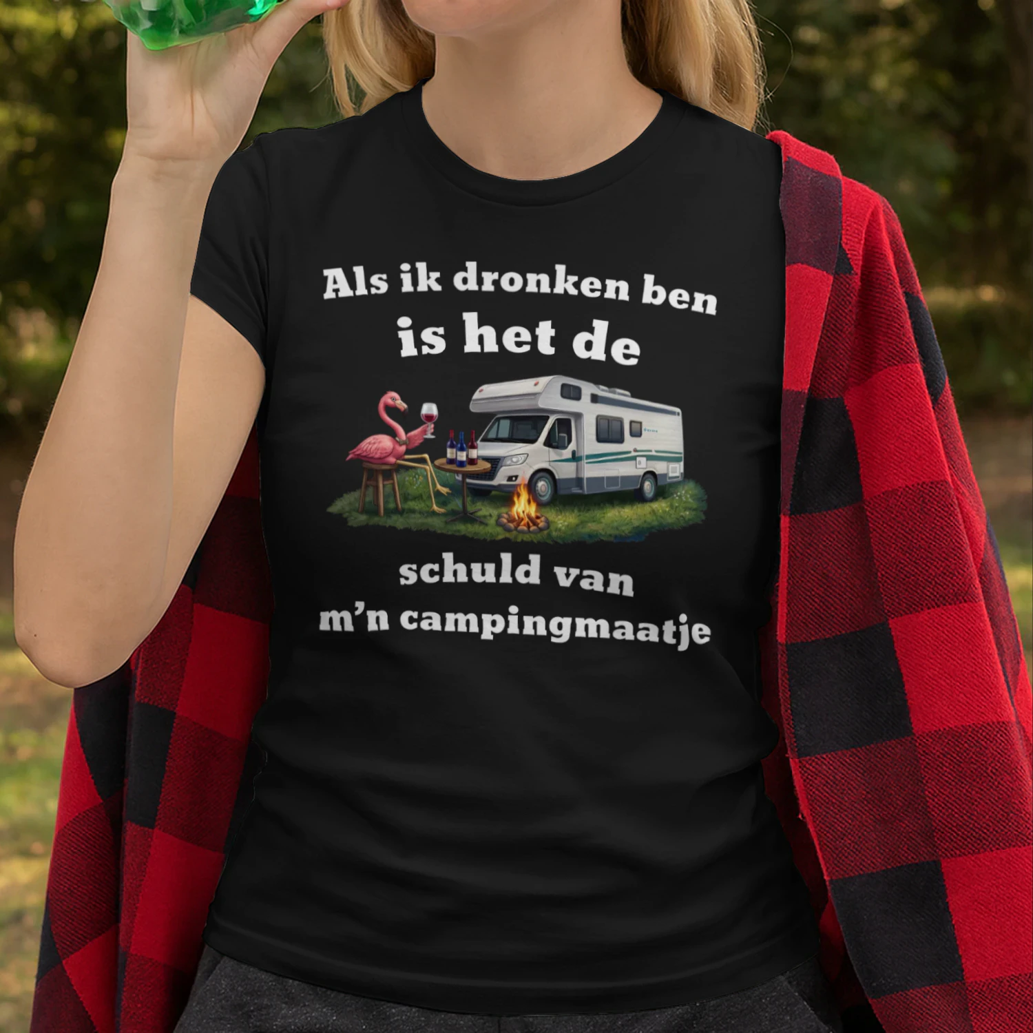 Als ik dronken ben, is het de schuld van m’n campingmaatje 