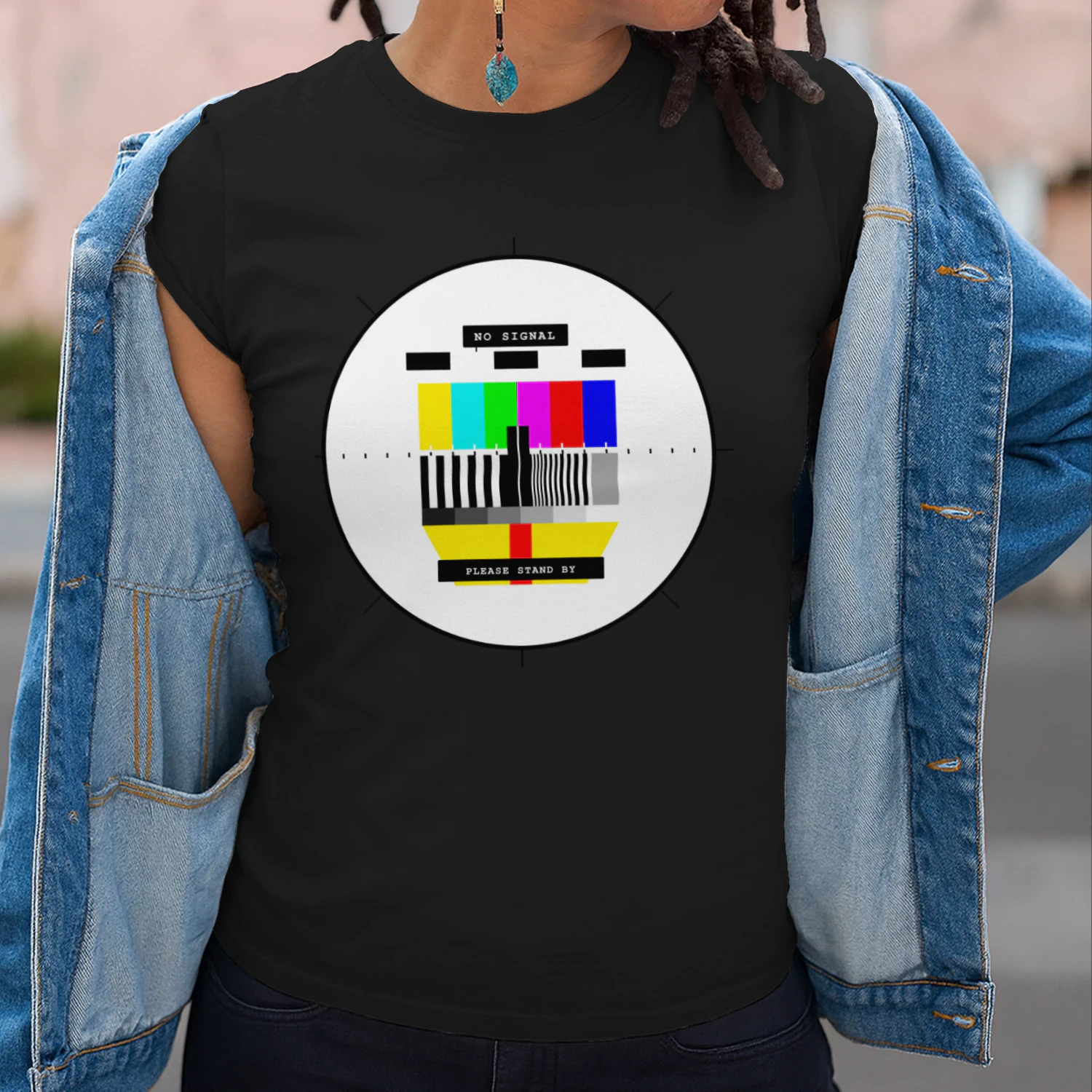 NO SIGNAL™ Retro TV Test Pattern Shirt