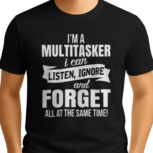 "I'M A Multitasker" print T-shirt with a fun graphic design for men, black T-shirt, short-sleeved summer T-shirt